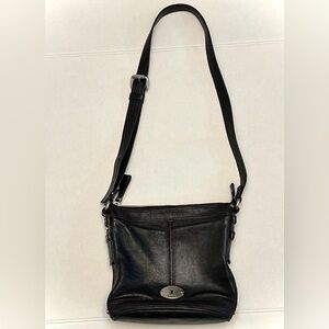 VINTAGE FOSSIL MADDOX BLACK PEBBLED LEATHER BUCKET BAG ZIP CLOSURE CROSSBODY